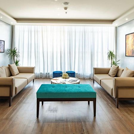 Radisson Blu Hotel, Jeddah Corniche エクステリア 写真 A living room
