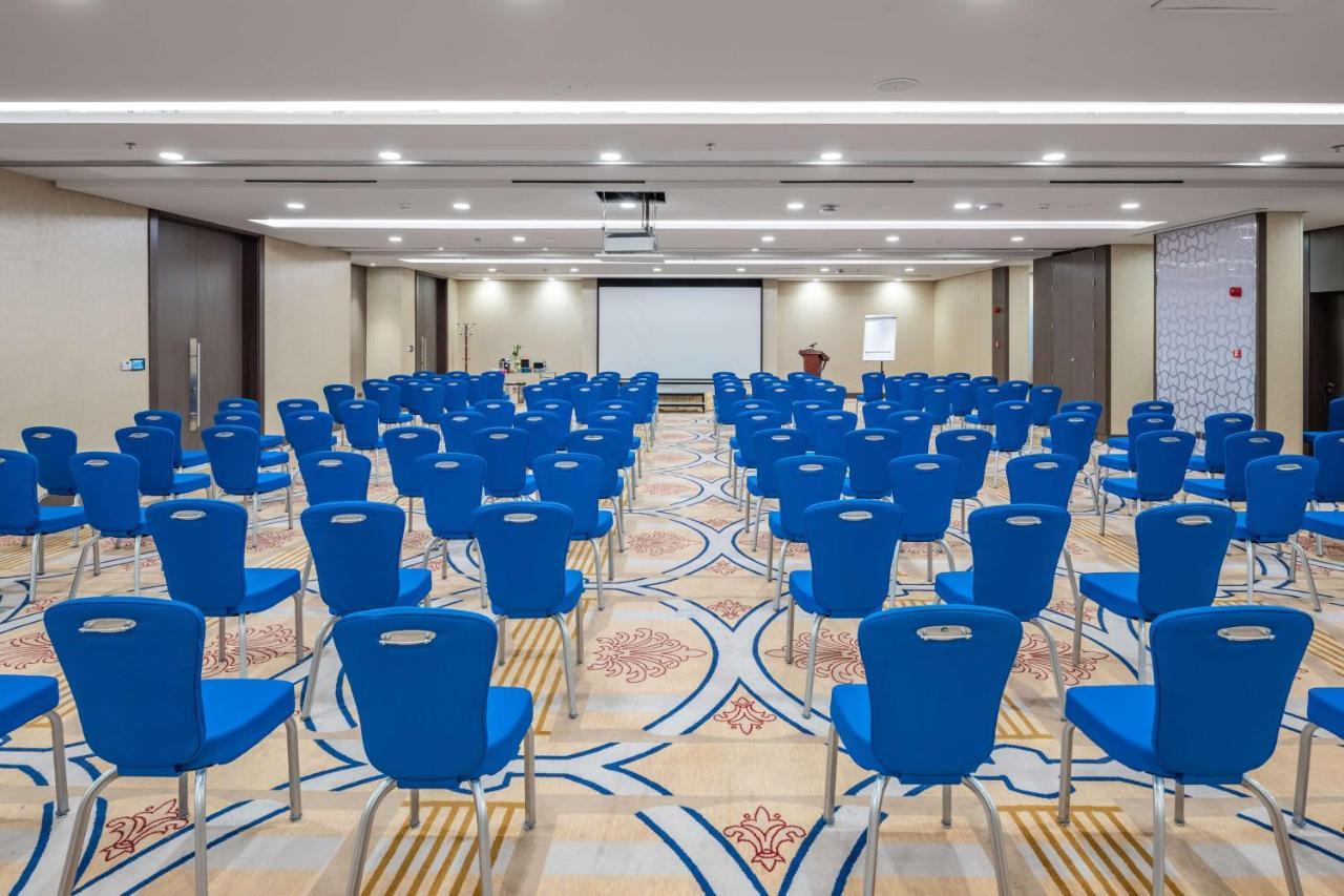 Radisson Blu Hotel, Jeddah Corniche エクステリア 写真 Meeting room