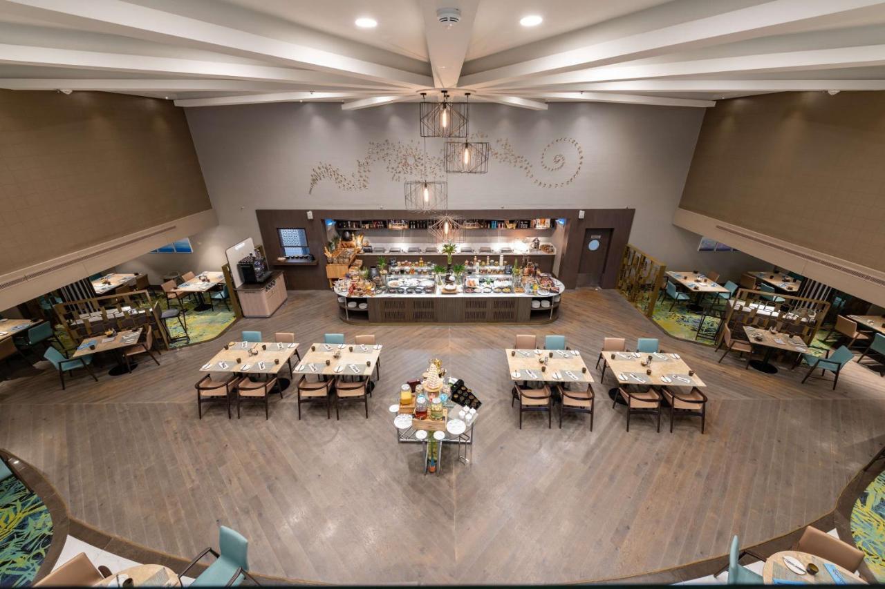 Radisson Blu Hotel, Jeddah Corniche エクステリア 写真 The restaurant