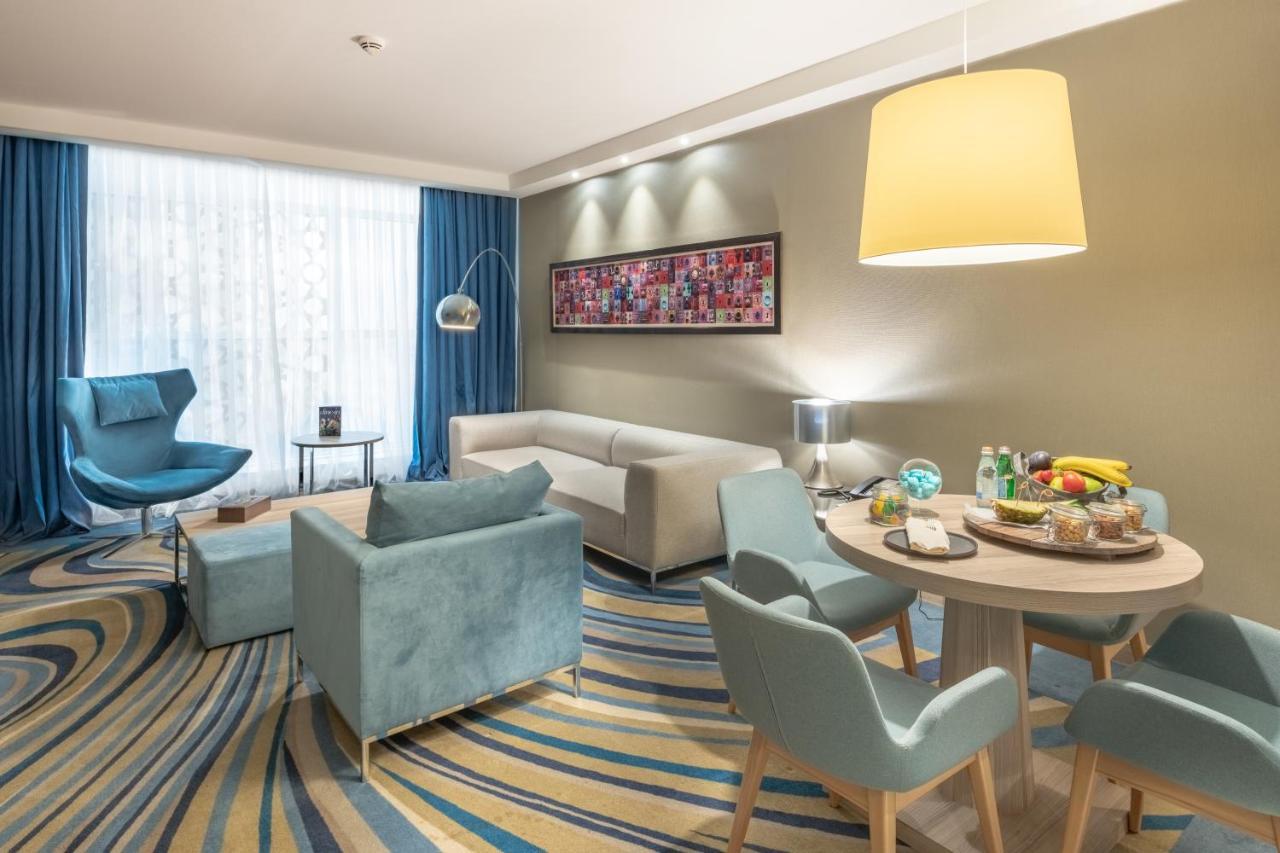 Radisson Blu Hotel, Jeddah Corniche エクステリア 写真 Suite